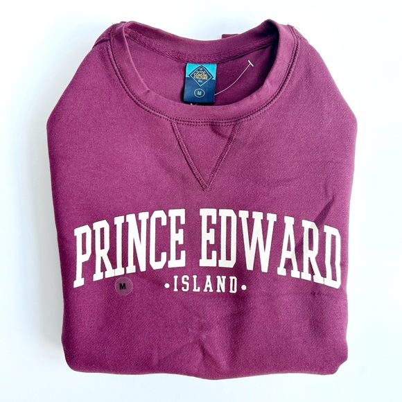 Sweaters - Prince Edward Island Cotton Sweatshirt in Size Medium